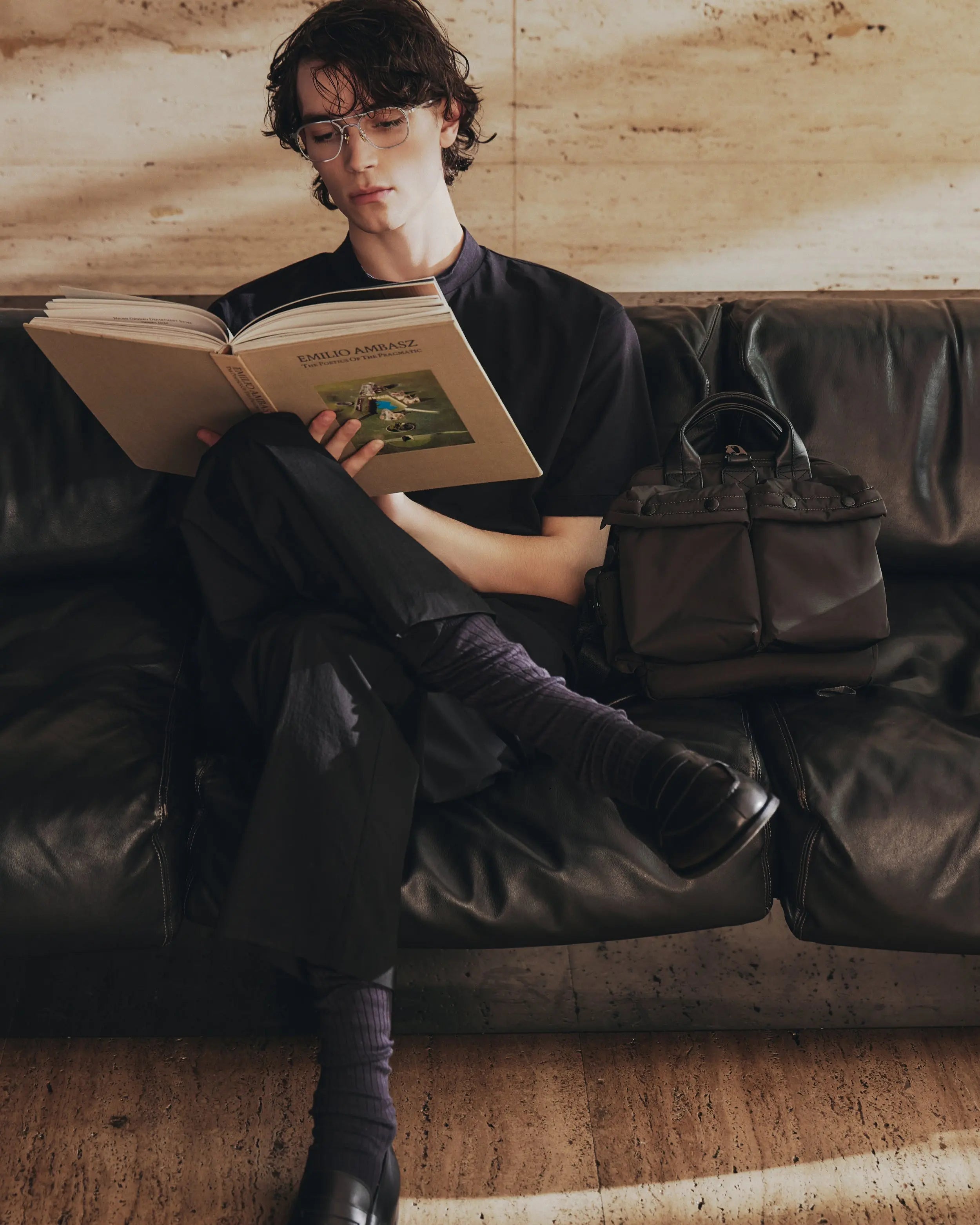 Discover-UNTRACK-Innovative-Bags-for-the-Modern-Explorer ACE Global Online Store