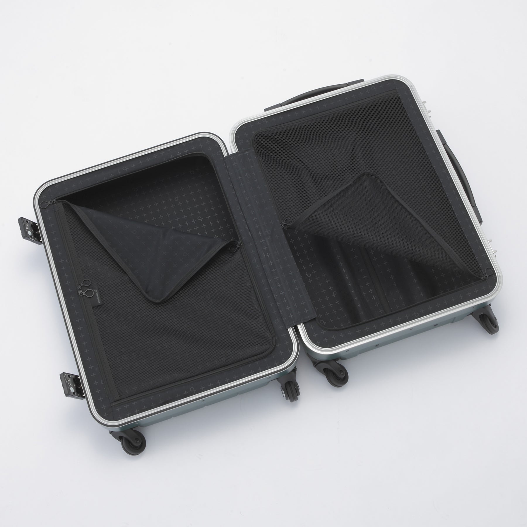 CHECKER FRAME Checked Medium - ACE Global Online Store