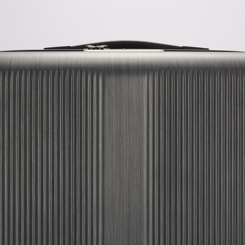 TRACTION 2 Carry-on S