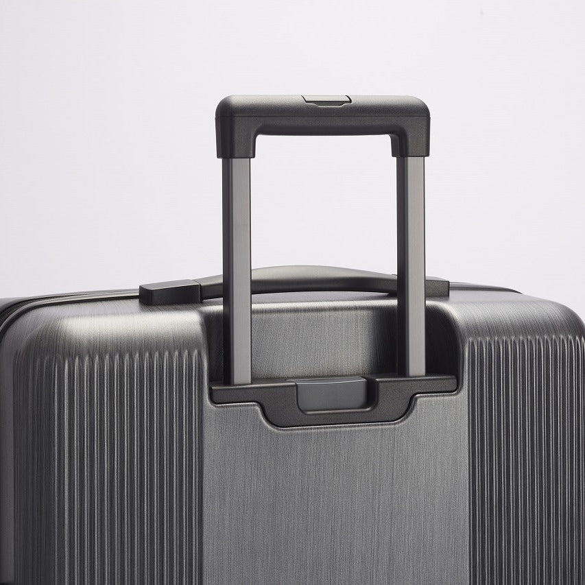 TRACTION 2 Carry-on S