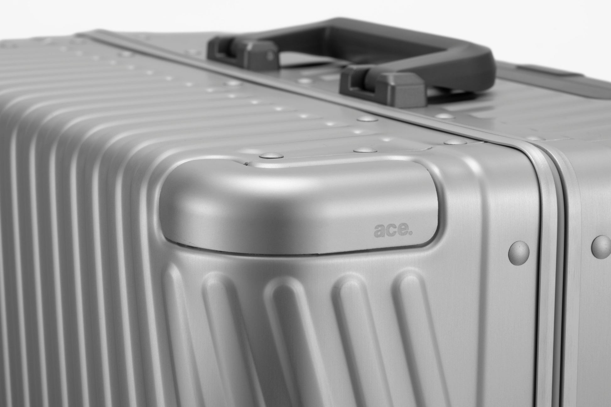 ALGONAM 3-F Carry-on S ACE