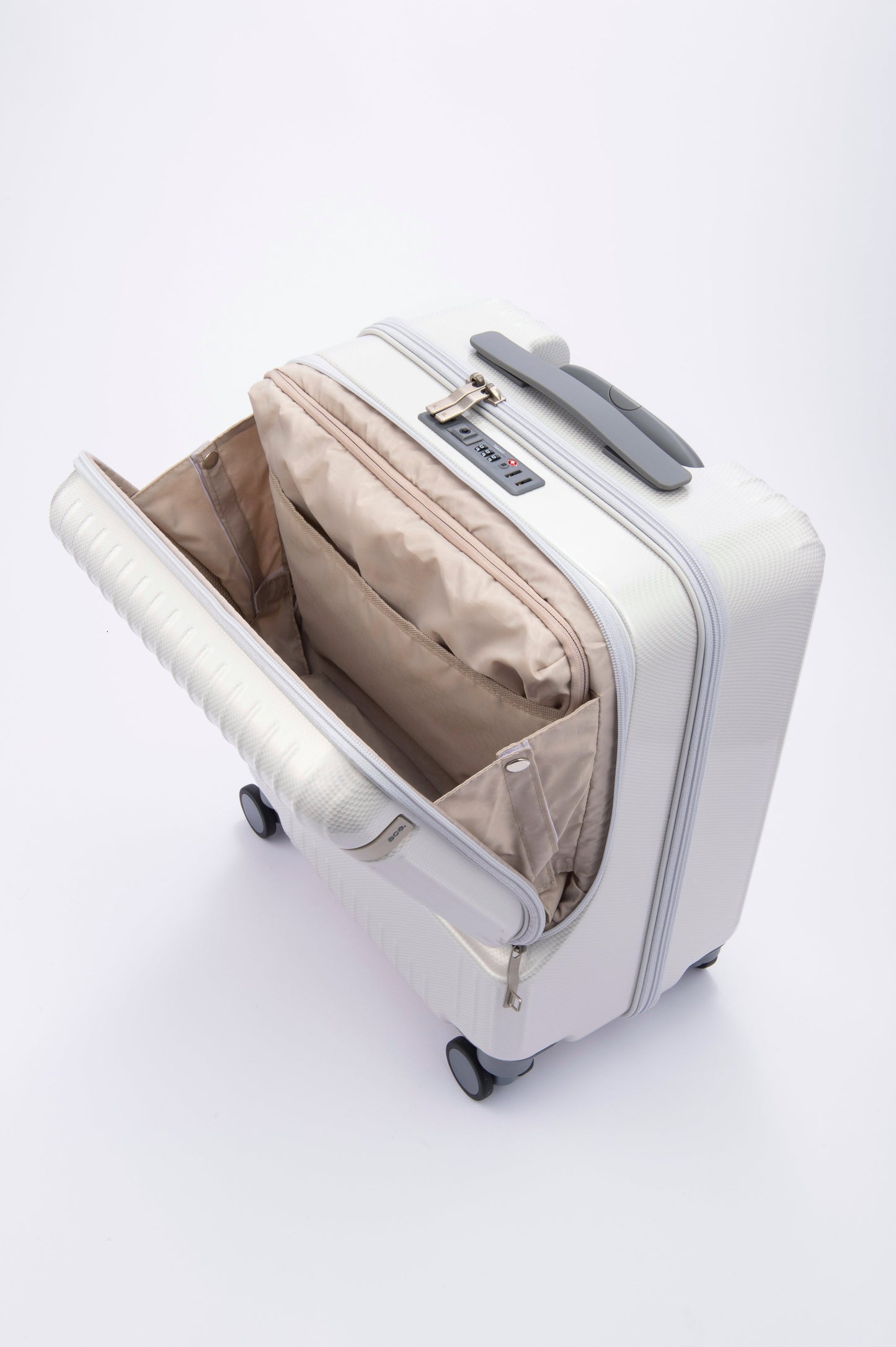 PALISADES 3-Z Front pocket Carry-On S ACE