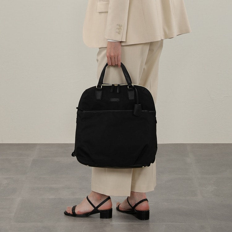 ESENCIA Backpack