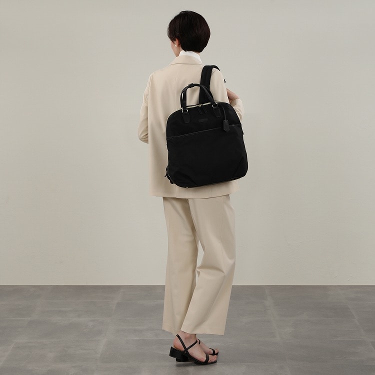 ESENCIA Backpack
