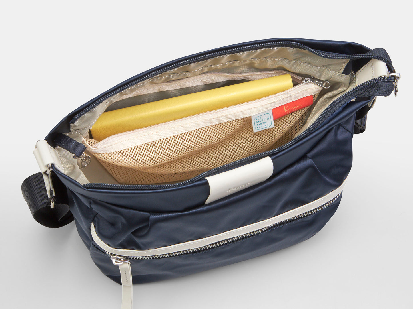 Kanana PJ16 Crossbody Medium
