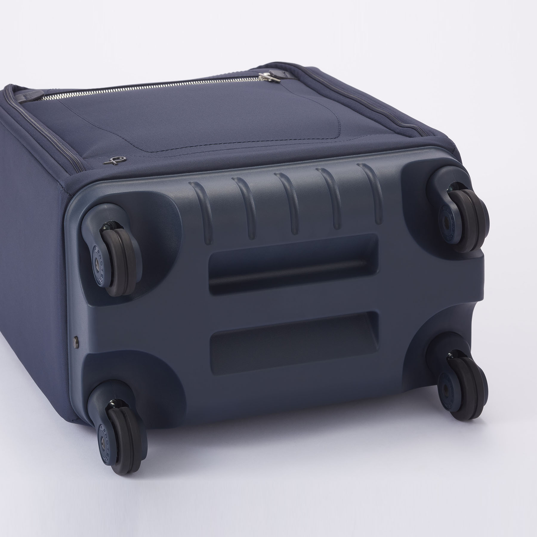 MAXPASS SOFT 4 Carry-on XS ACE