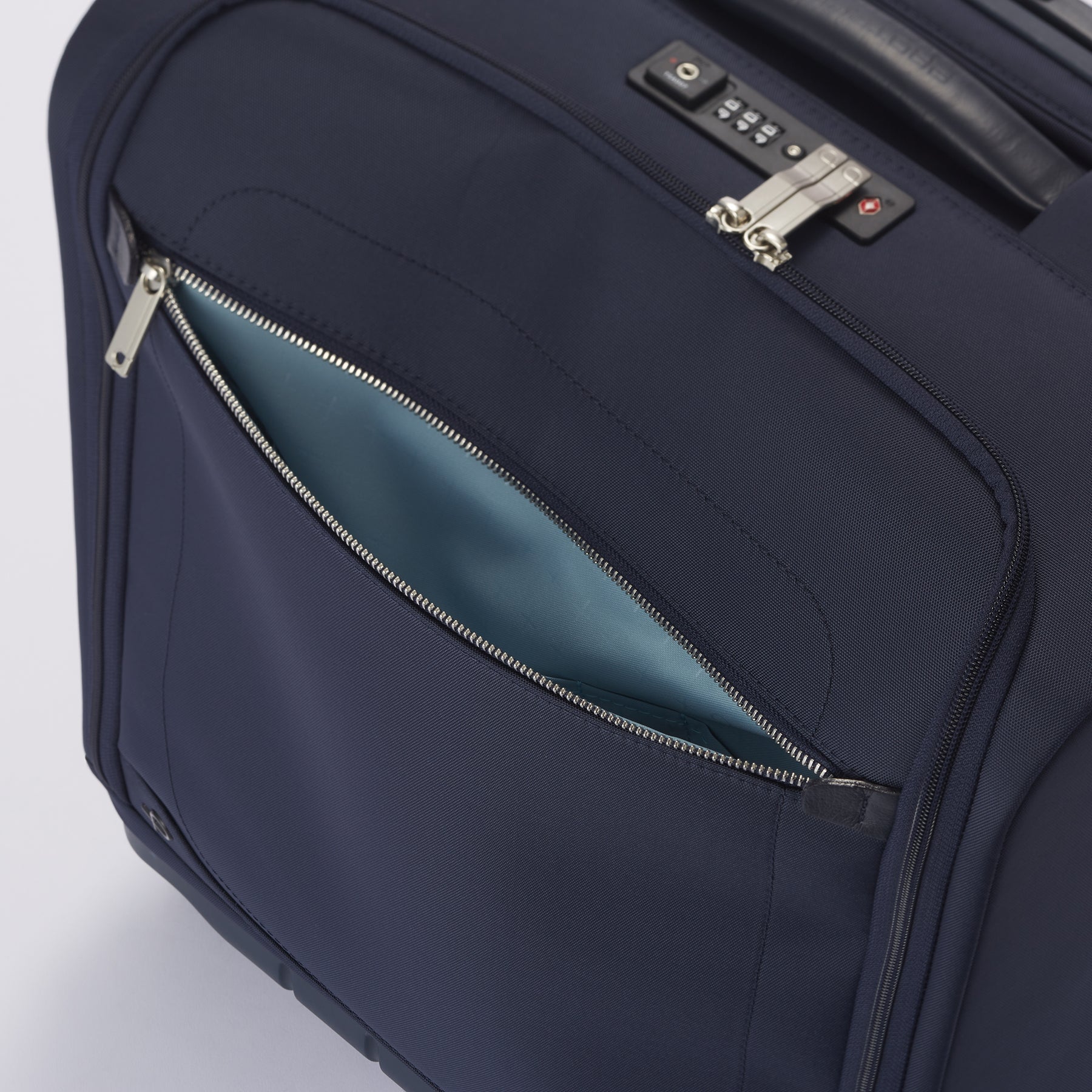 MAXPASS SOFT 4 Carry-on XS ACE