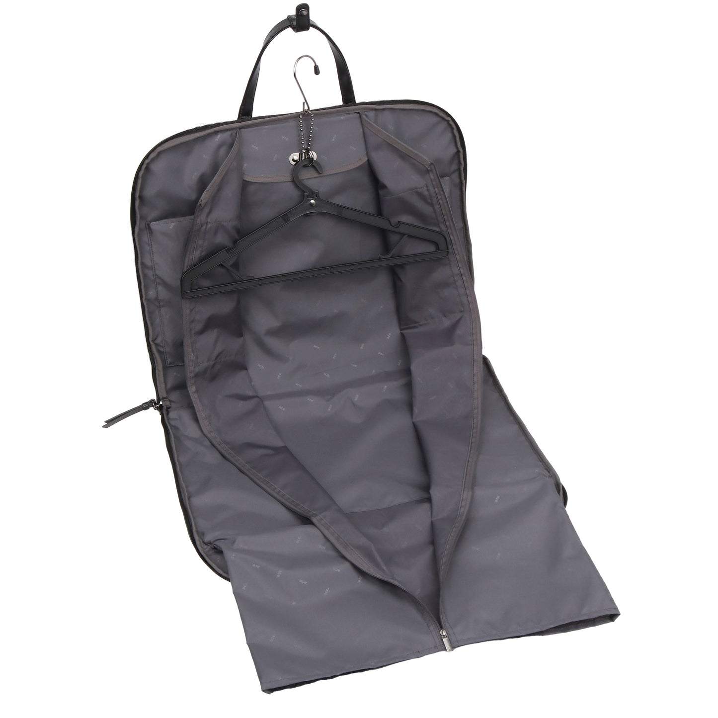 ace. Garment Bag