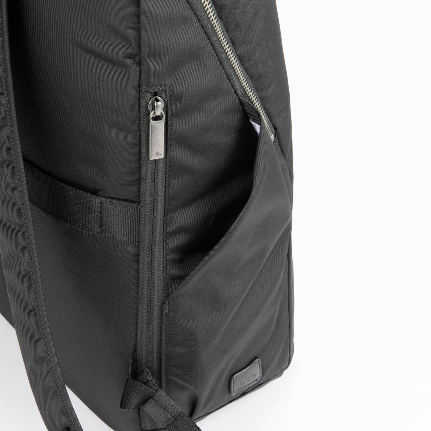 LUFIRA Backpack Medium ACE