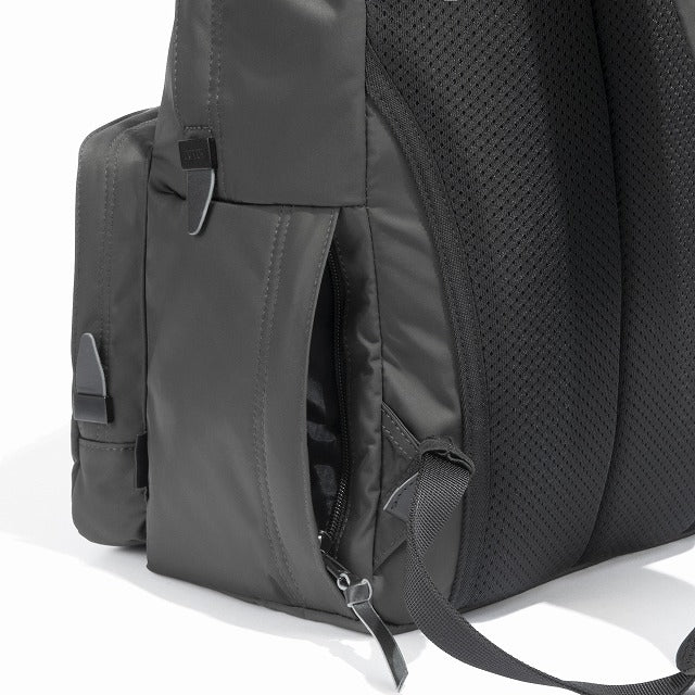 UT CITY DS Dual Pocket Day Pack Medium
