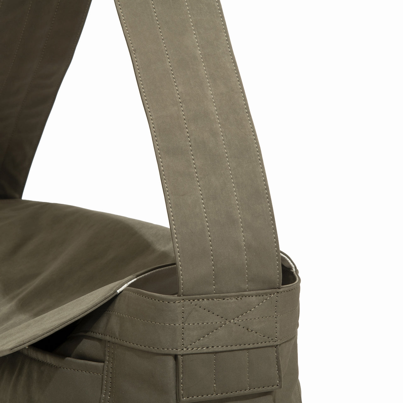 CITY PLUS NEWSPAPER Crossbody Large ACE