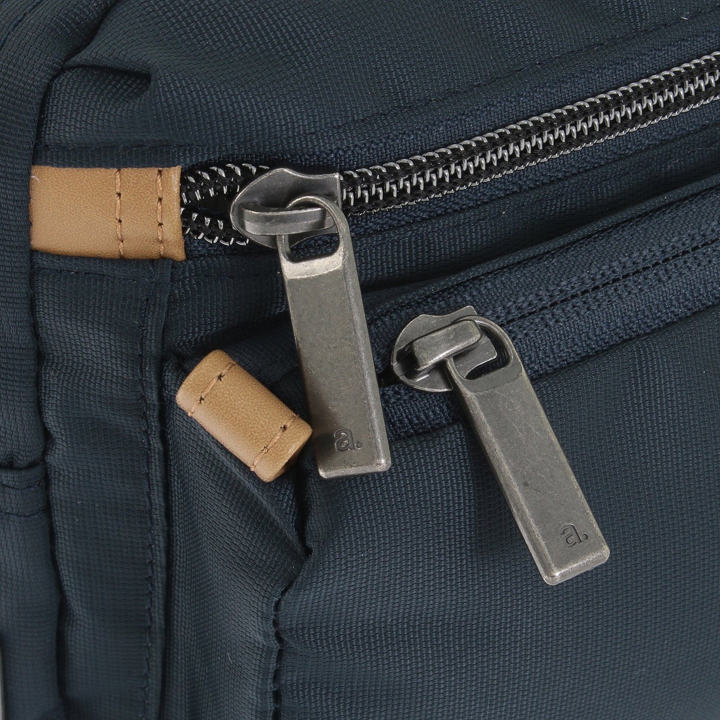 BASTIQUE 2 Sling ACE