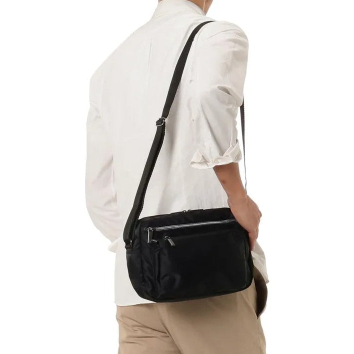 BASTIQUE 2 Crossbody Type A