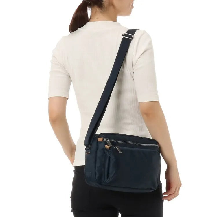 BASTIQUE 2 Crossbody Type A