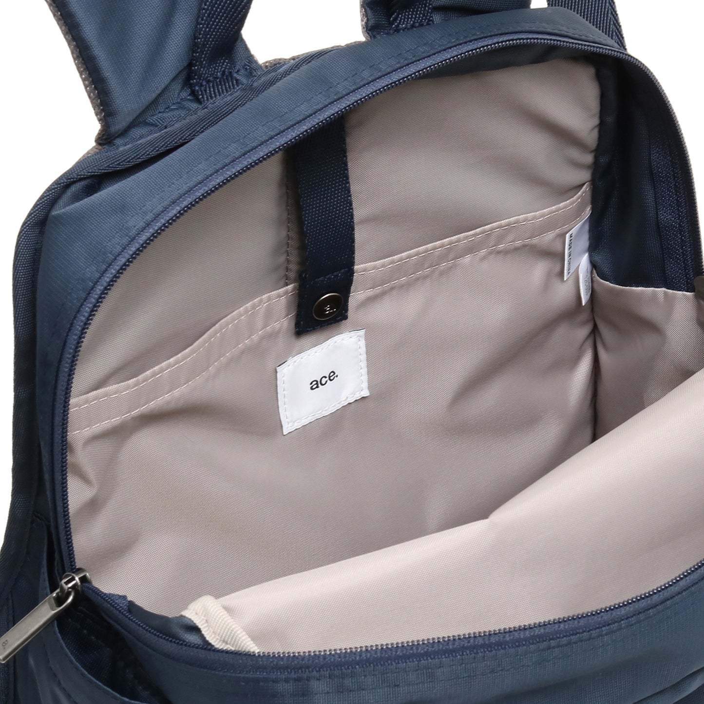BASTIQUE 2 Backpack