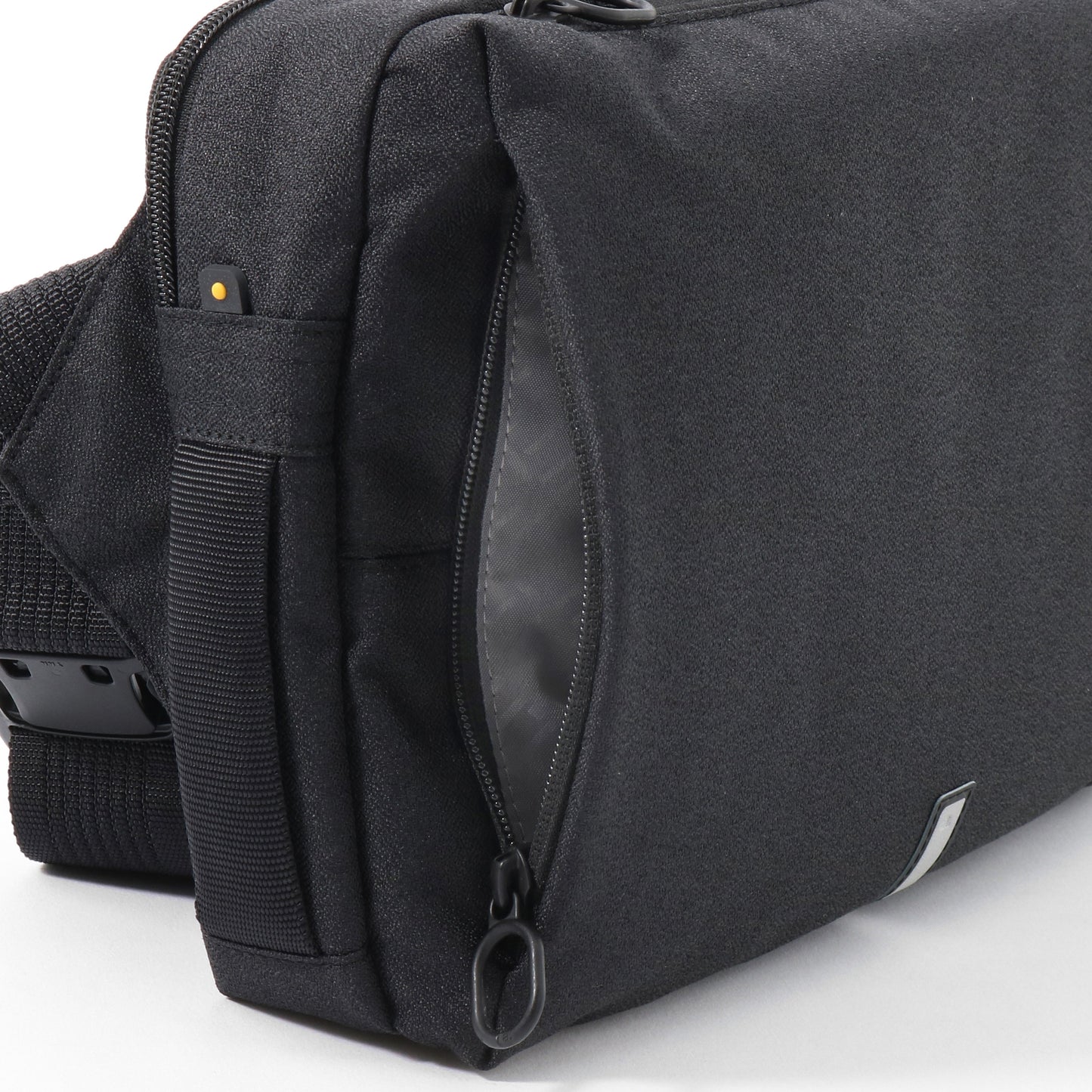 HANSREE-SD Crossbody Small ACE