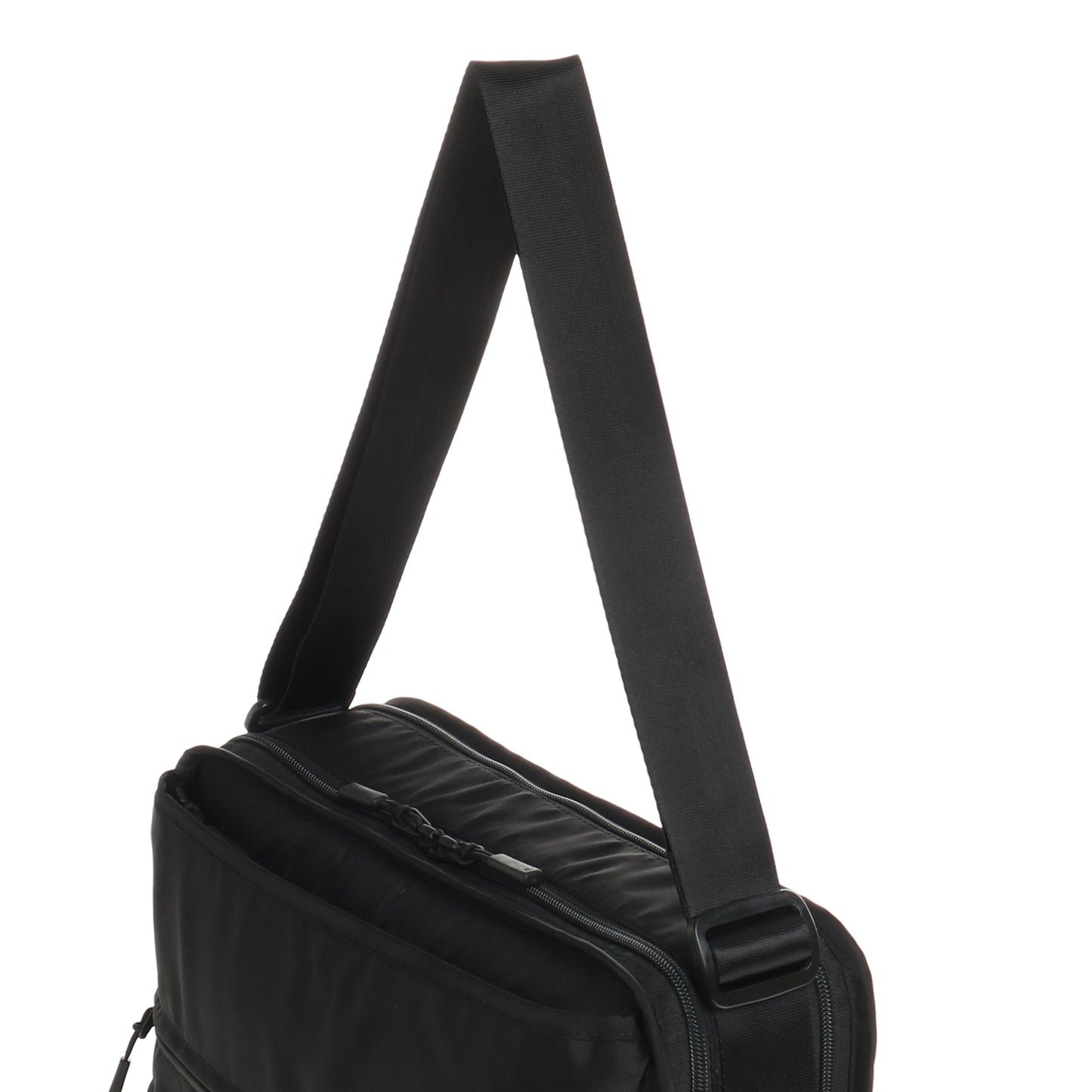 FANIP Crossbody Type B Medium ACE