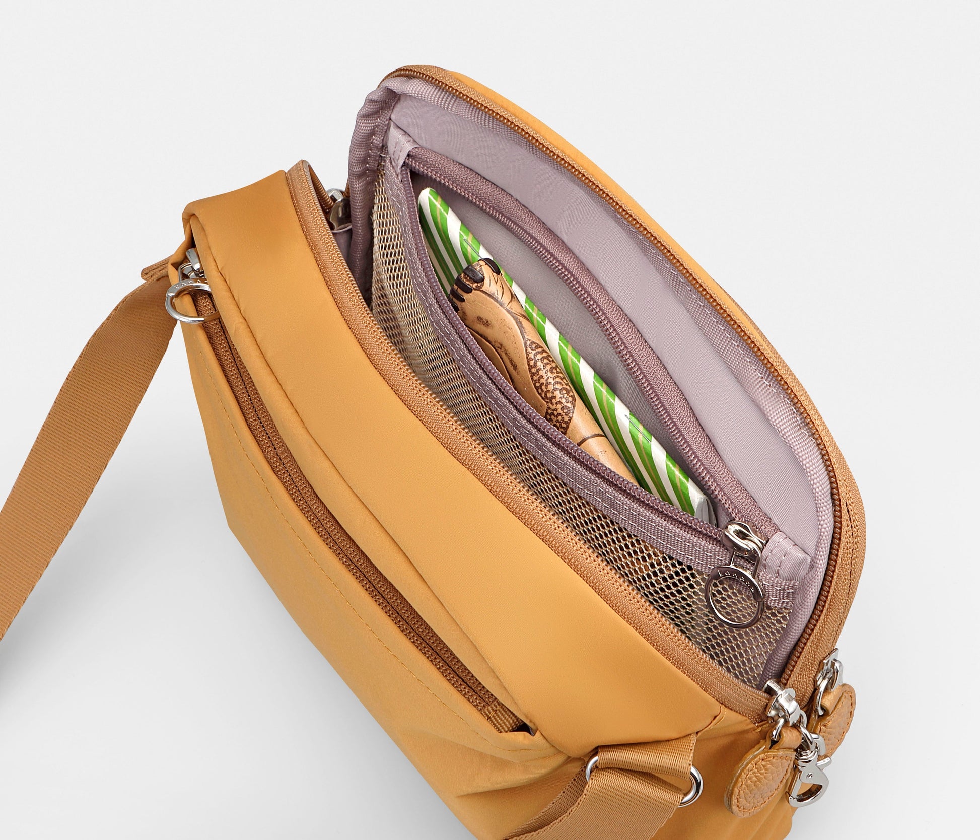 Kanana Crossbody Type A Small ACE