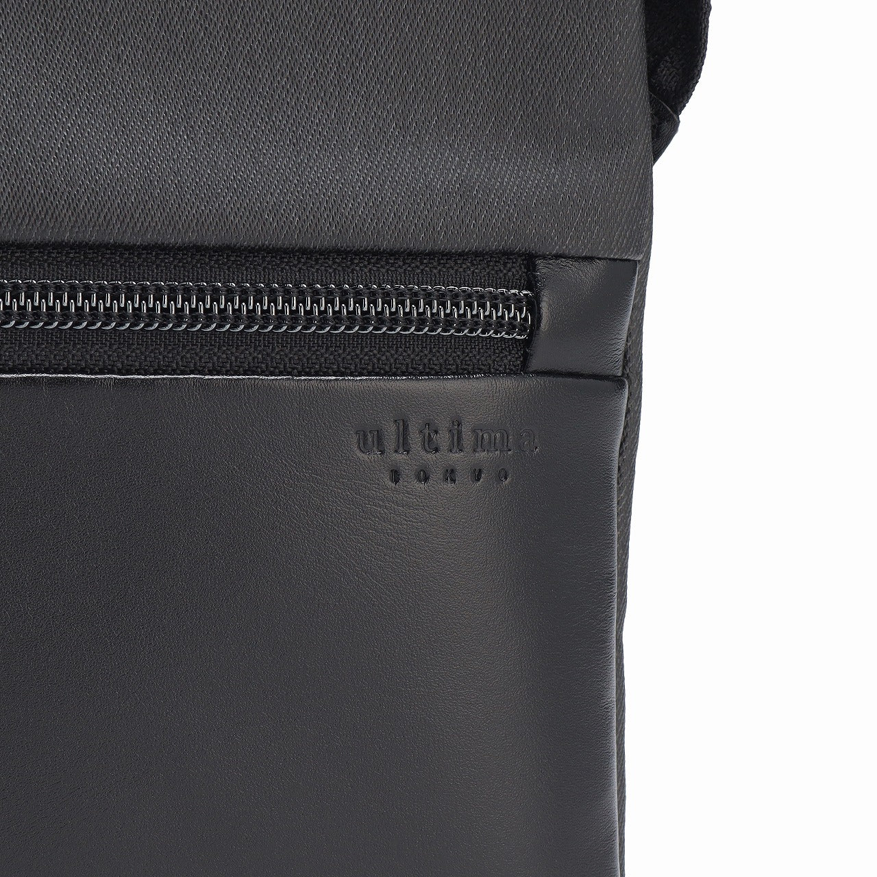 DINO Crossbody Type A