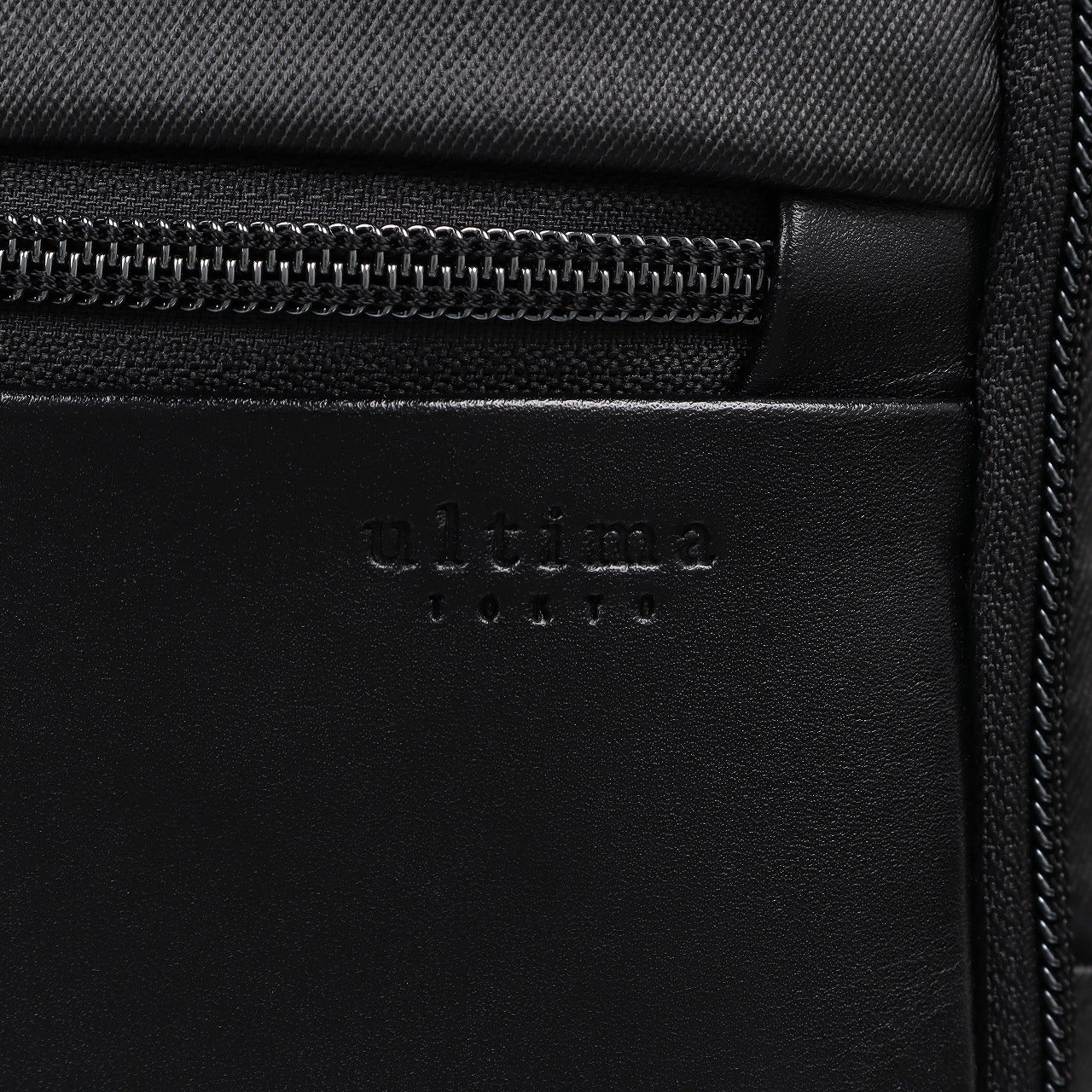 DINO Crossbody Type B ACE