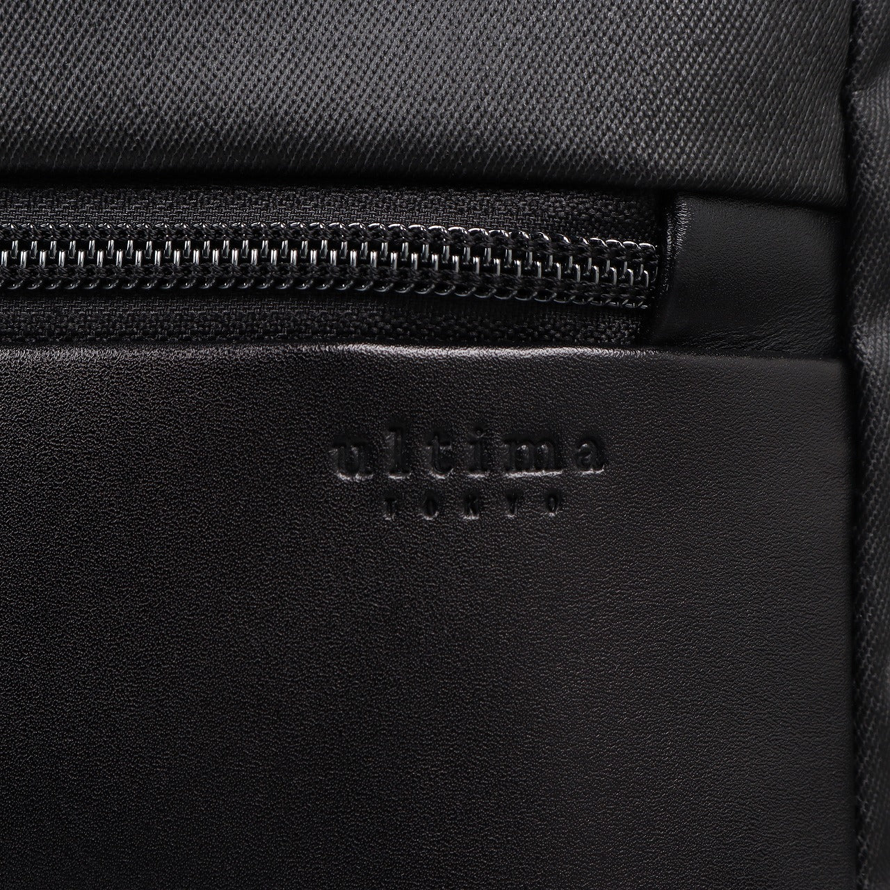 DINO Crossbody Type E ACE