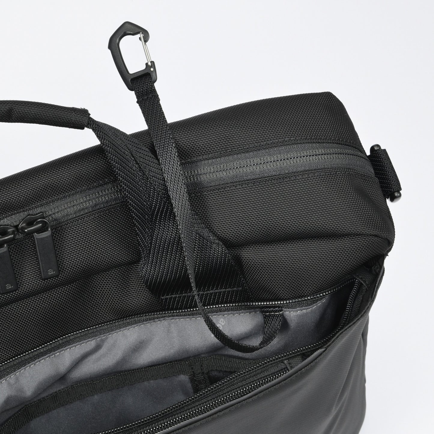 RUGGRENTICE BIZ Briefcase