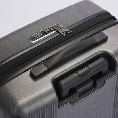 TRACTION 2 Carry-on S