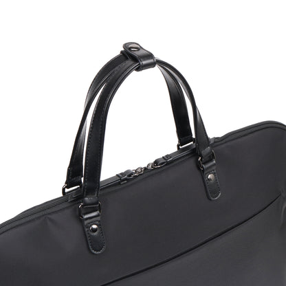 ace. Garment Bag