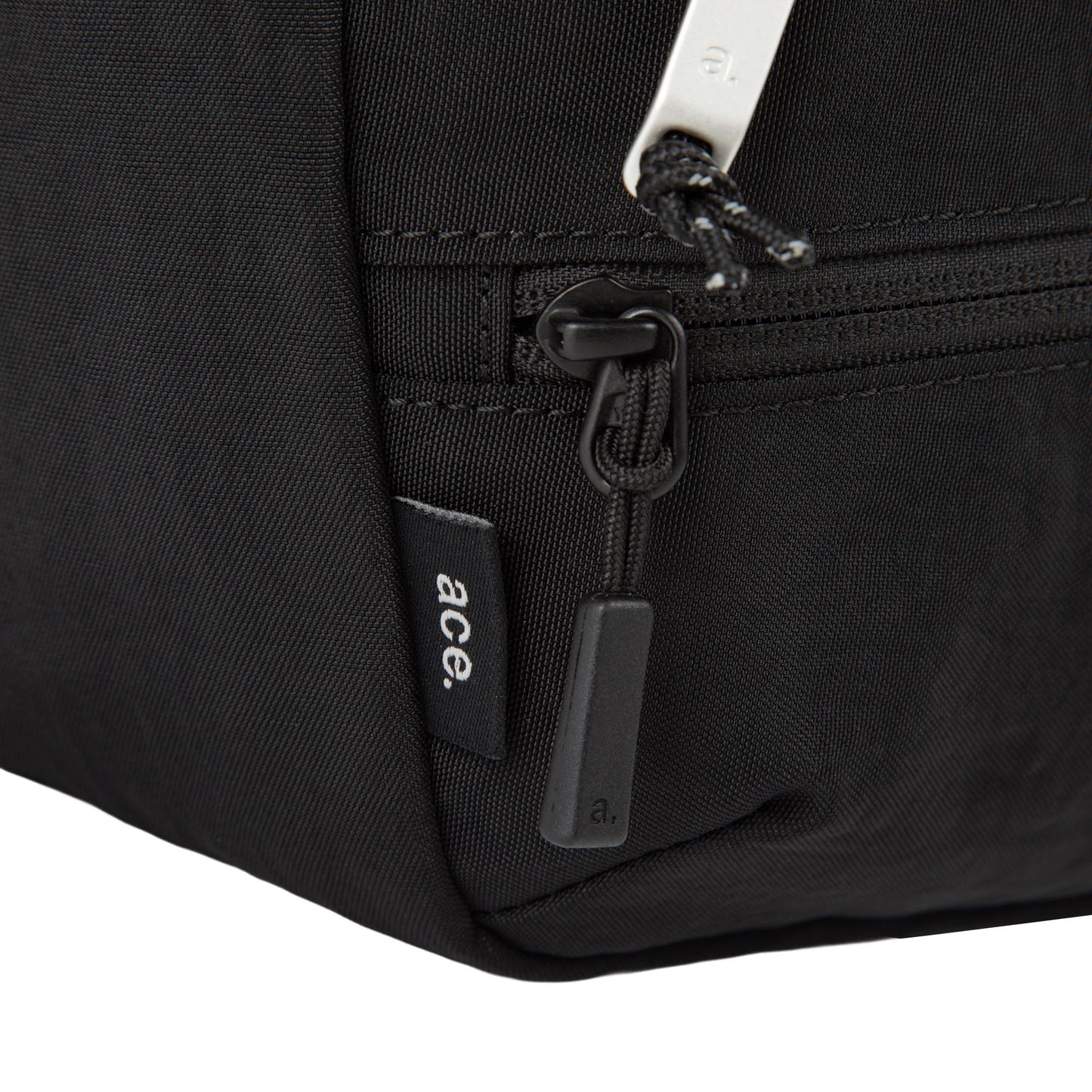 FALTELIGHT Crossbody Medium
