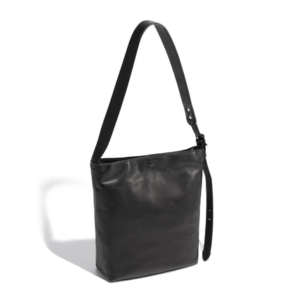 UT CITY PLUS The Bucket Tote Medium