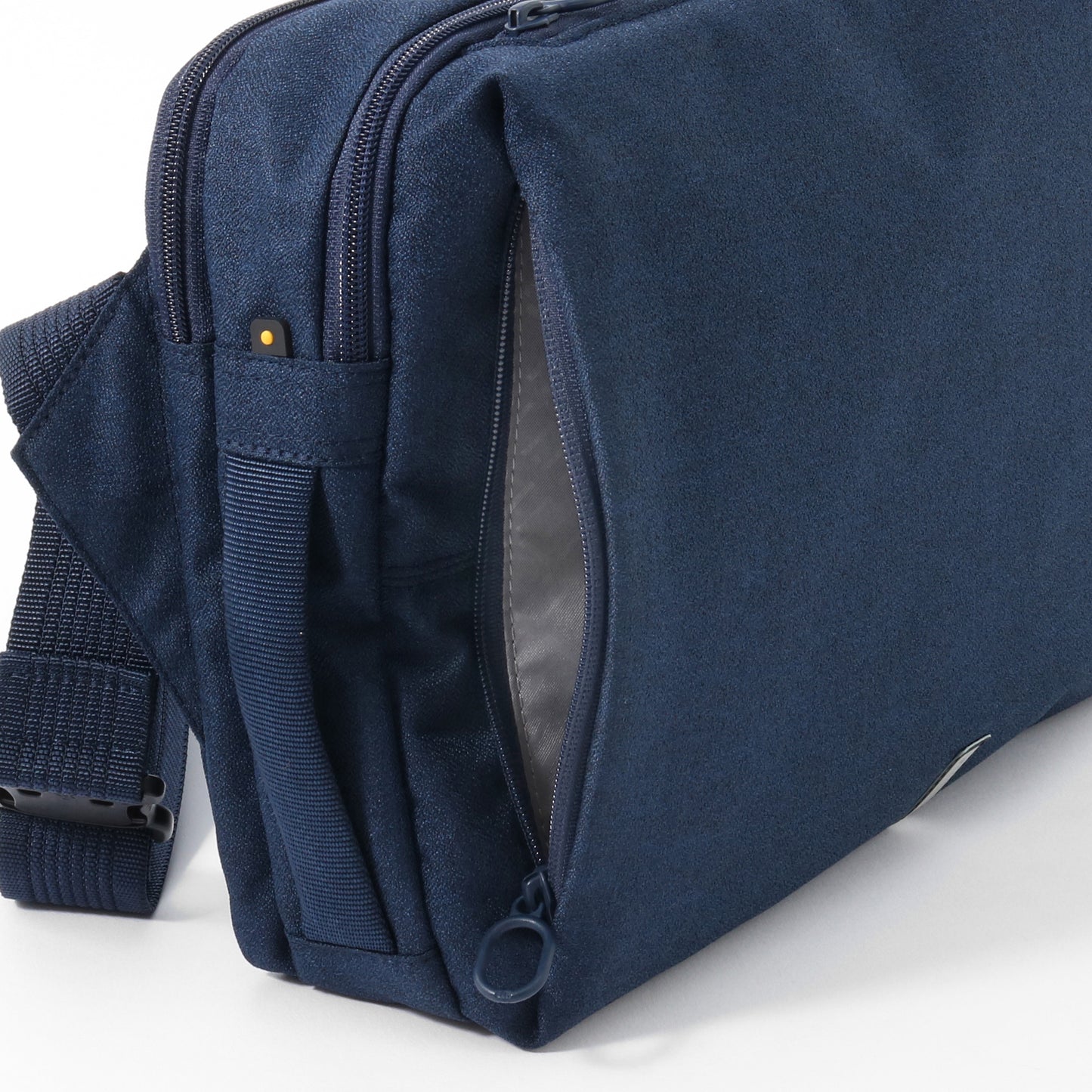 HANSREE-SD Crossbody Medium